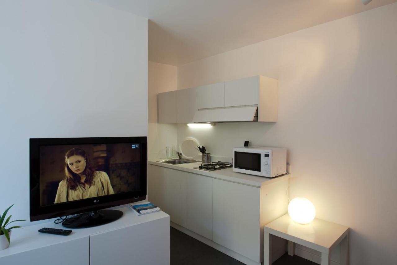 Nardones Apartments By Wonderful Italy Наполи Екстериор снимка