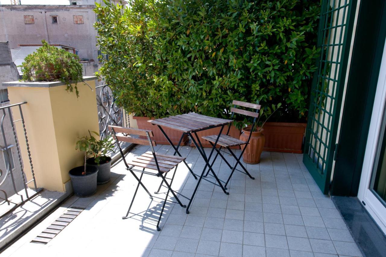 Nardones Apartments By Wonderful Italy Наполи Екстериор снимка